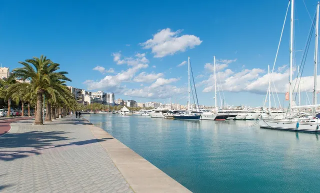 Residencial exclusivo frente al paseo marítimo de Palma — 26