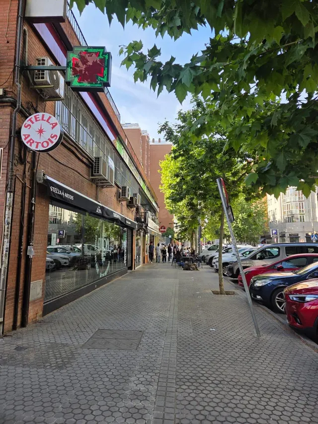 Oficina en alquiler en Nervión · 104 m2 - foto 2
