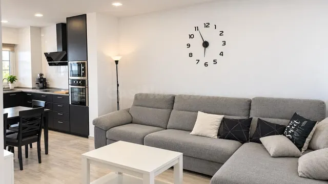 Planta baja reformada con gran terraza de 70 m2 y posibilida