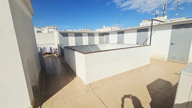Amplio piso en el centro y a dos minutos de la playa de Guardamar del Segura, Alicante, Costa Blanca — 24