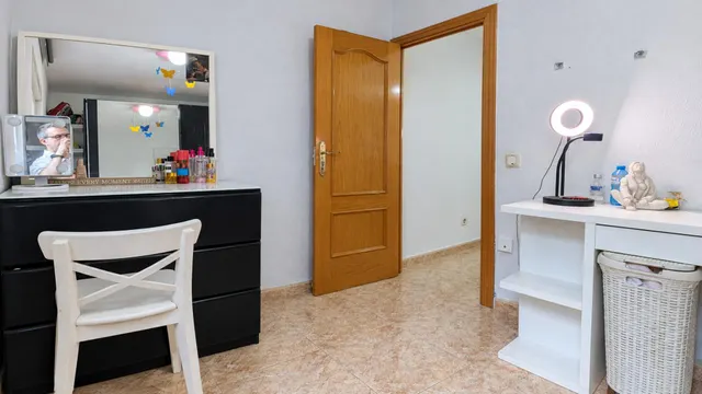 Piso exterior de 3 dormitorios con balcón y trastero en pleno centro de Alcorcón — 20