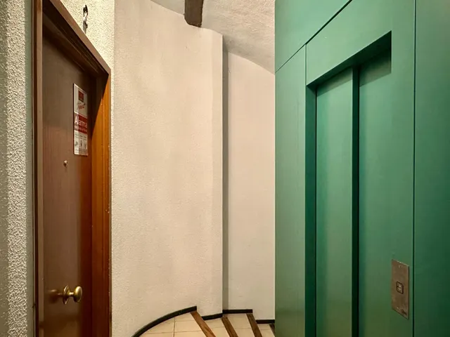 Se vende precioso piso en la calle san antón de Pamplona — 43