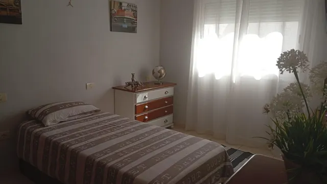 Guarchacho. Piso 3 habitaciones, 2 baños, 2 terrazas, garaje, 2 cocinas — 8