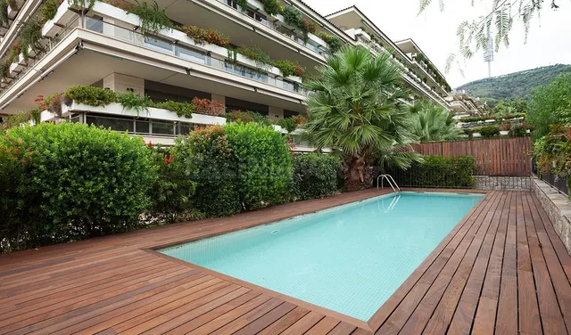 Piso 4 habitaciones 247m² en alquiler - Barcelona - foto 2