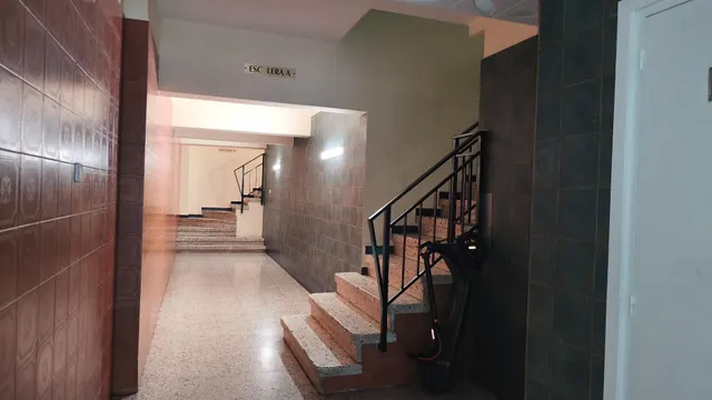 ¡Piso de 4 habitaciones con balcón y muchas posibilidades en Bellavista! — 26