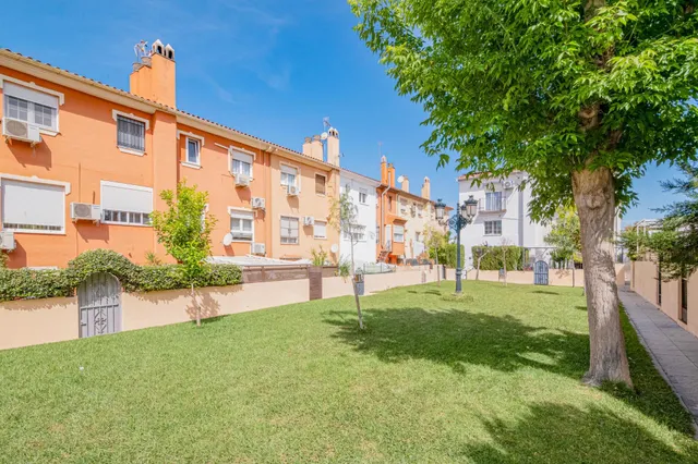 ADOSADO LOMALINDA — 47