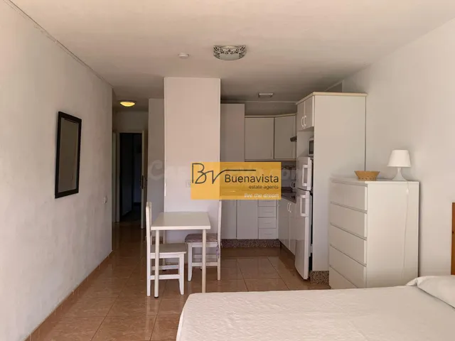 Estudio 81m² en venta - Los Cristianos - foto 3