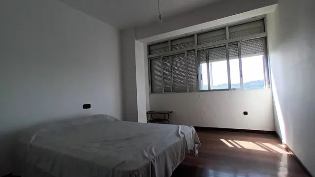Casa 4 dormitorios en Avenida de Aeropuerto — 14