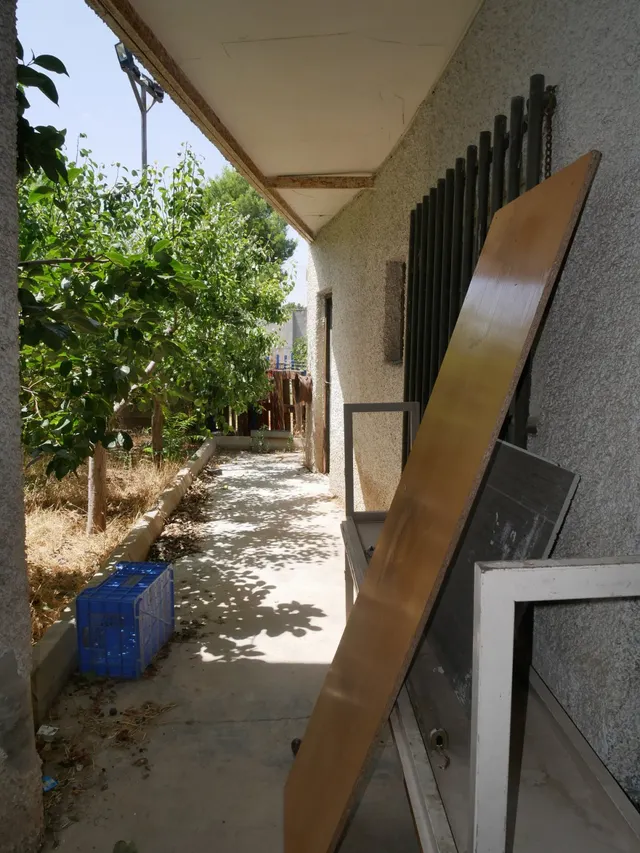 Se venden naves con parcela de 2.868 m2 en Senda De los Garres — 17