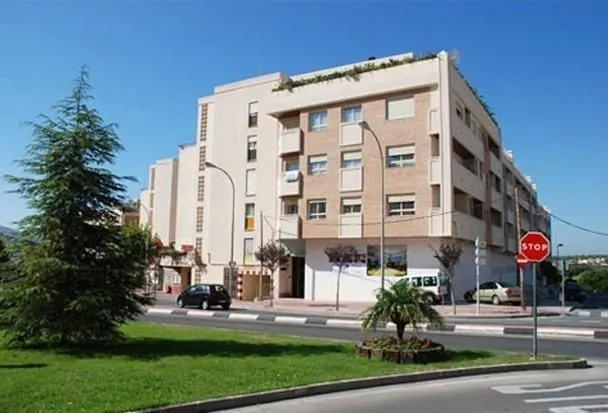 Almacén 261m² en venta - Pueblo