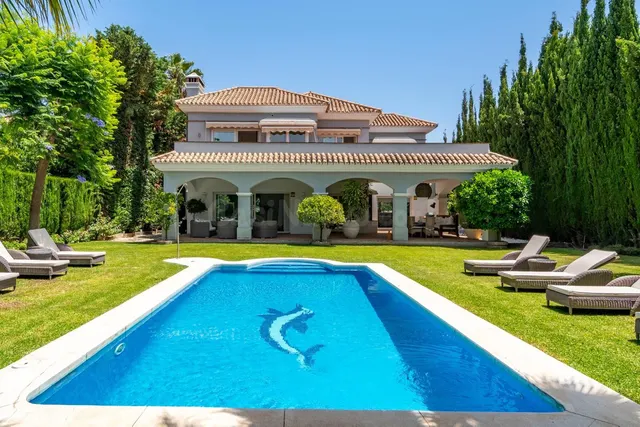 Chalet 5 habitaciones 421m² en venta - Marbella - foto 3