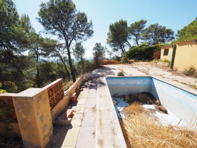 Se vende casa en Mediona, urbanización sant elies — 37