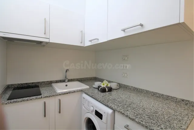 Apartamento de un dormitorio junto a la plaza del ayuntamien - foto 4