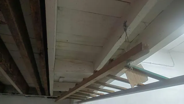 PARCELA DE GARAJE EN CALLE SOLOARTE COCHE MEDIANO+ ALTILLO/TRASTERO SUPERIOR — 8