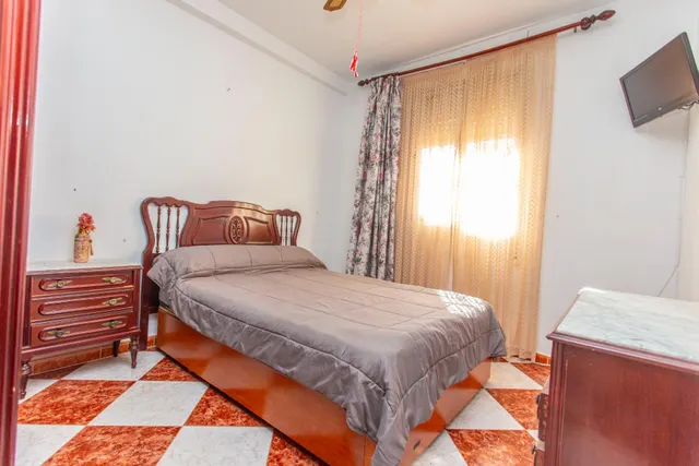 Se vende piso en san benito — 5