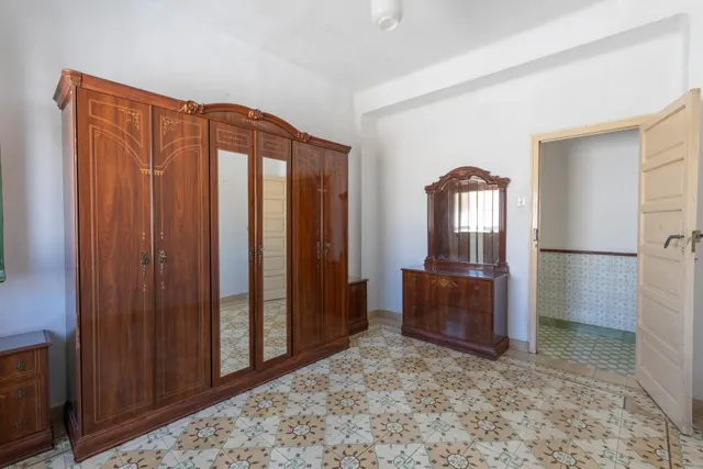 Casa con gran solar — 24