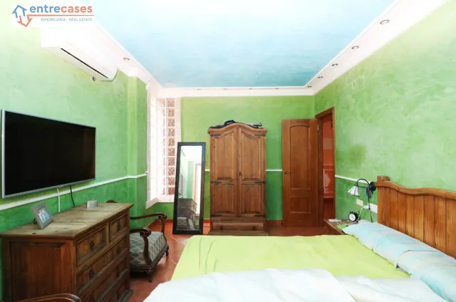 CASA INDEPENDIENTE EN EL CENTRO DE SAGUNTO — 9