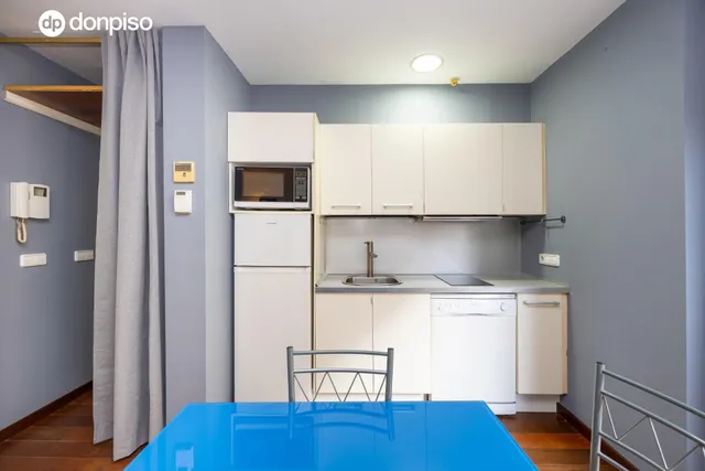 Apartamento tipo loft con garaje incluido y piscina en zona Parque Lagos — 11