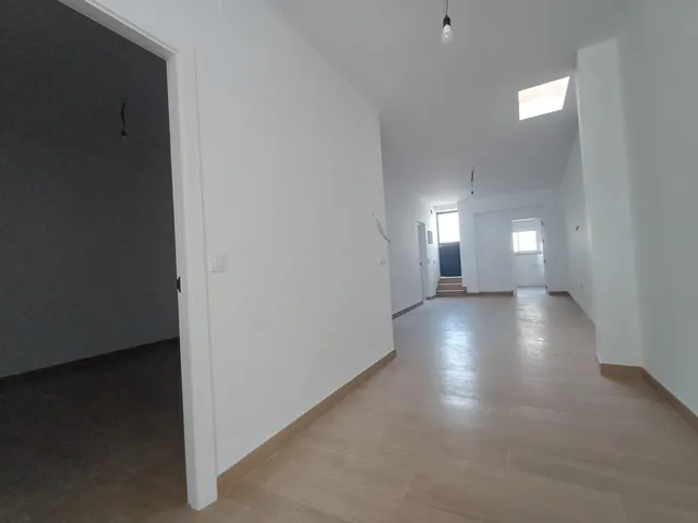 EN VENTA CASA DE PLANTA BAJA EN LA PUEBLA DEL RÍO - foto 3