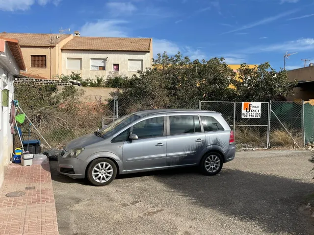 Solar en venta - Avd. Andalucía - foto 3