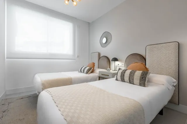 Complejo urbanístico de lujo en Cabopino (Costa del Sol). — 12