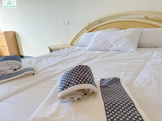 Apartamento 3 habitaciones 90m² en alquiler - Cabo de las huertas — 24