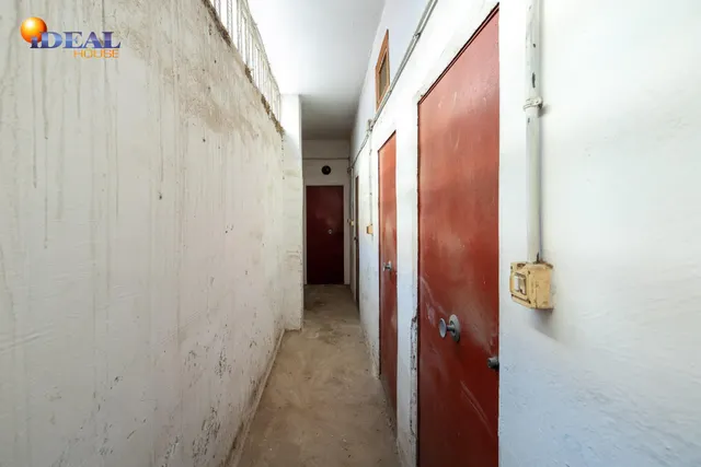 Plaza de garaje y trastero junto al Hospital de Traumatología — 7
