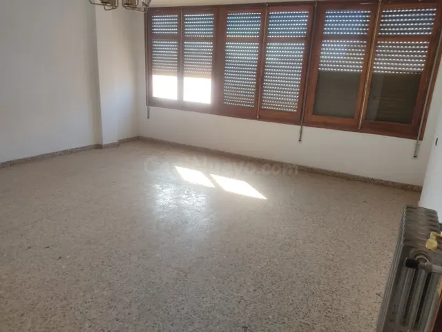 VIVIENDA DE 4 DORMITORIOS EN ZONA DE SAN ROQUE - foto 2