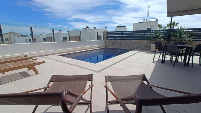 Villa 3 habitaciones 266m² en venta - Comunidad valenciana — 28