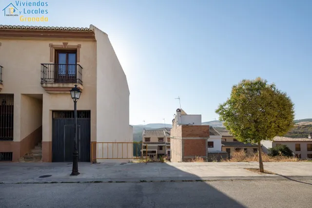 excelente terreno urbano en Alhama de Granada — 2