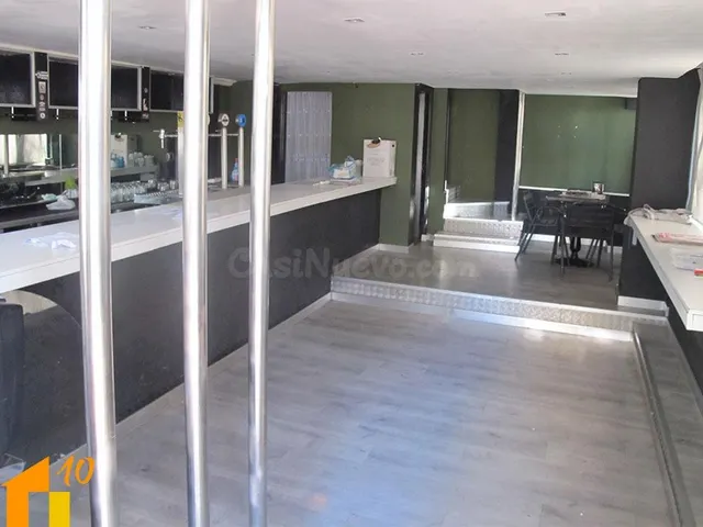 Local Comercial en Esquina con Vistas al Río Arlanzón - foto 2
