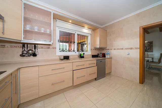 Villa  de 5 dormitorios en venta en Orba, Costa Blanca. — 7