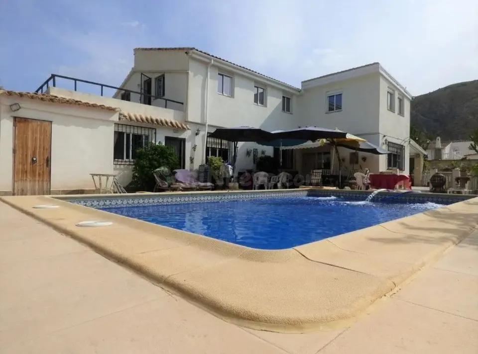 Villa 8 habitaciones en venta - Comunidad valenciana