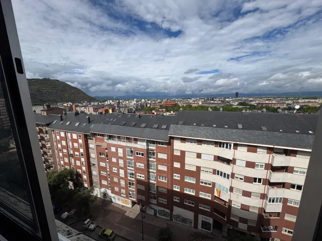 SE VENDE PISO AMPLIO EN GENERAL VIVES — 11