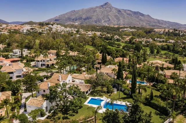 Chalet 6 habitaciones 712m² en venta - Marbella — 26