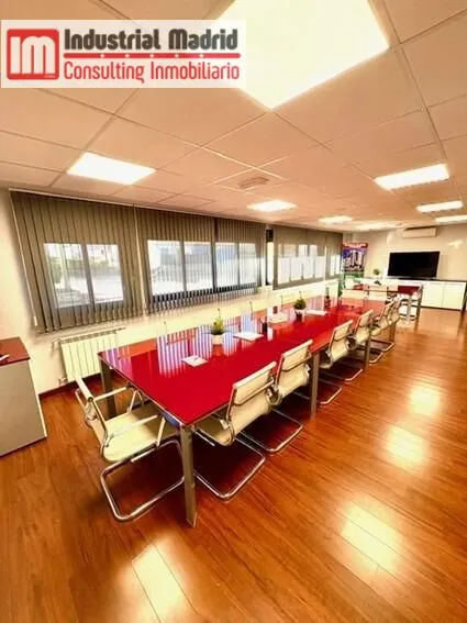 EDIFICIO DE OFICINAS EN ALQUILER Y VENTA EN ARGANDA DEL REY — 14