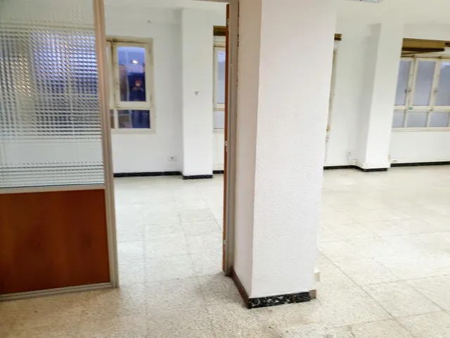 ENTREPLANTA EN VENTA — 3
