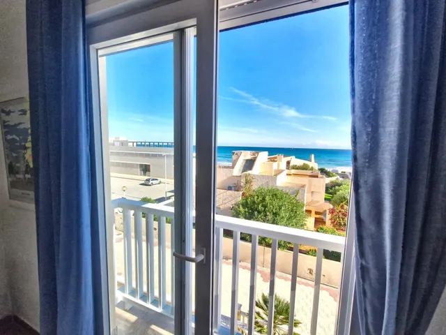 Apartamento reformado con vistas al Mediterráneo y espectacular solárium privado en Residencial Ipanema, La Manga km 2 — 27
