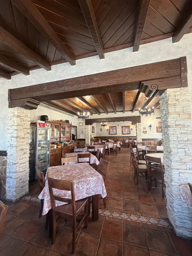 Restaurante 350m² en venta - Costa Del Sol — 3