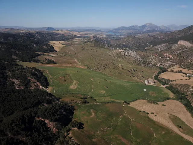 Impresionante finca edificable cerca de Málaga — 46