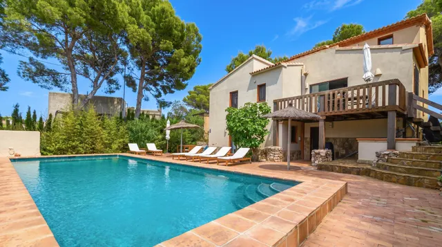 Encanto mediterráneo y privacidad en Jávea — 17