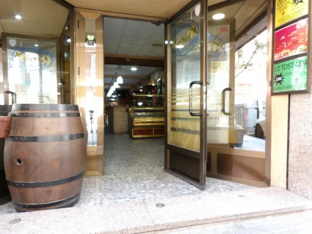 ¿LO TUYO ES LA HOSTELERÍA..?, ESTE ES TU LOCAL - POSIBILIDAD DE OPCIÓN COMPRA — 2