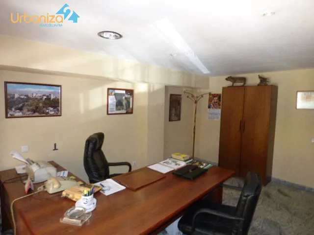 oficina en valdepaillas  totalmente independiente  y luminosa — 6