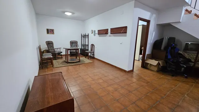 CAÑERO. Amplia Casa con cochera privada — 26