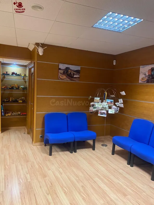 Local de 165m2 en 2 plantas en el Corazón de Binefar, Huesca — 4