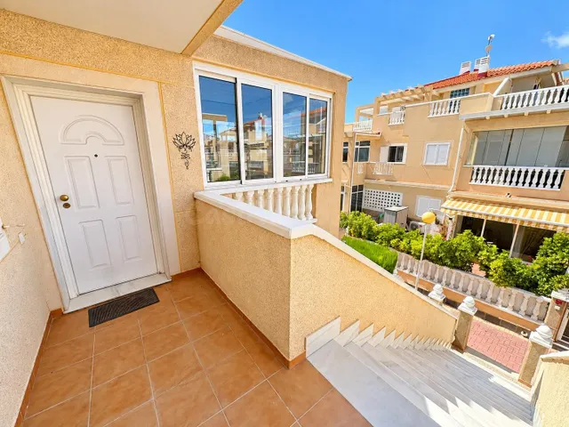 Vivienda con amplio solárium privado en Zeniamar VI – Orihue - foto 2