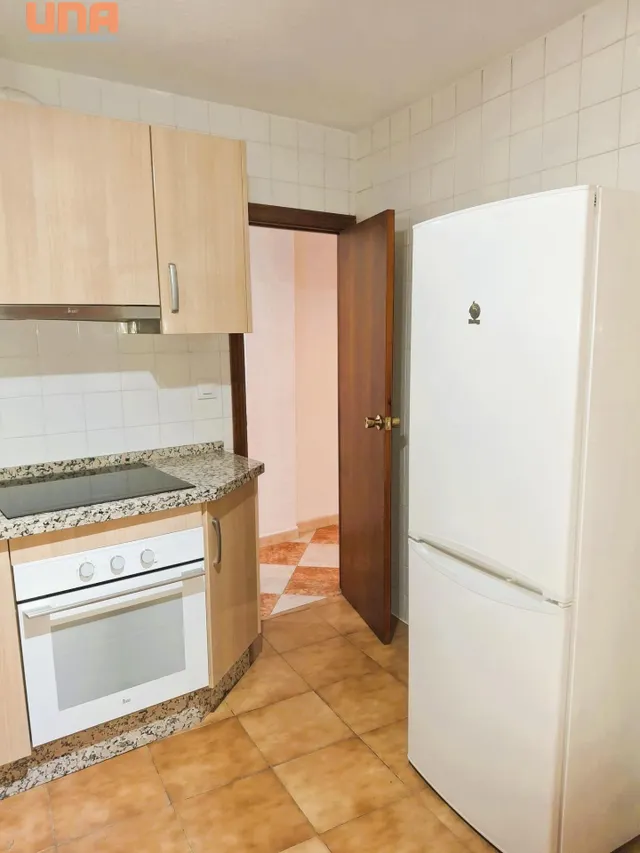 Gran piso en Almogares junto a Vial — 13
