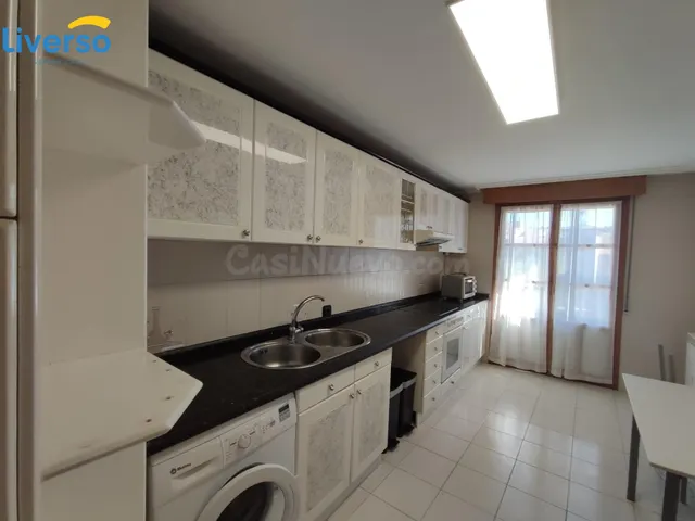 DISFRUTA DE ESTA ESPECTACULAR VIVIENDA EN EL CENTRO DE BRIVI