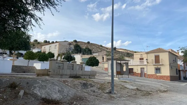 Terreno urbano 3944m² en venta - Alhama de granada — 3