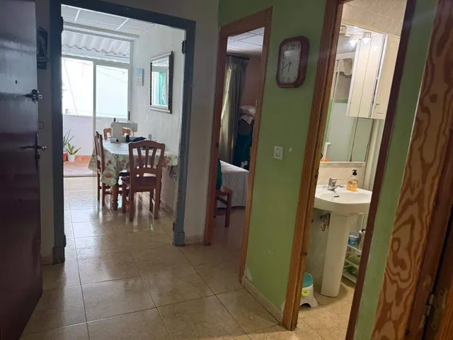 Amplio Piso en Santo Domingo, Alicante - Ideal para Familias — 4